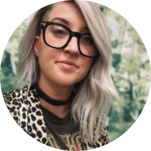 Photo Headshot of Lo Selby
